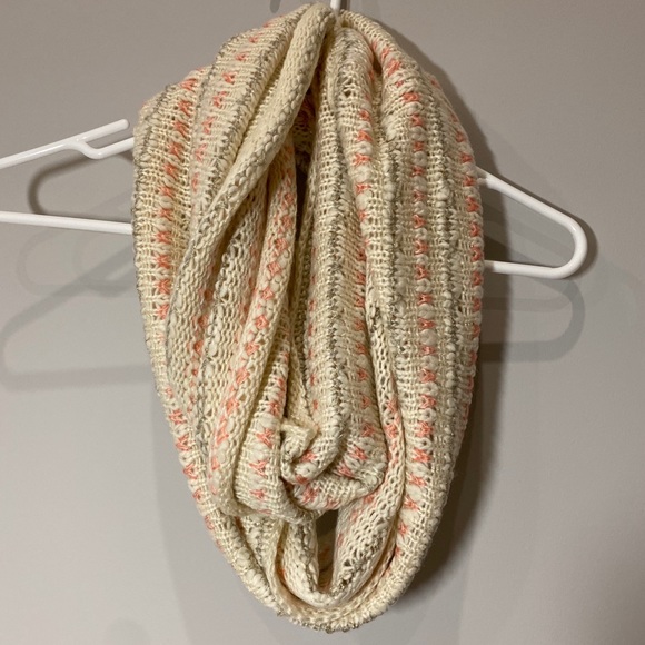 2/$18 Aeropostale Knit Infinity Scarf White, Pink, Silver - Picture 1 of 3